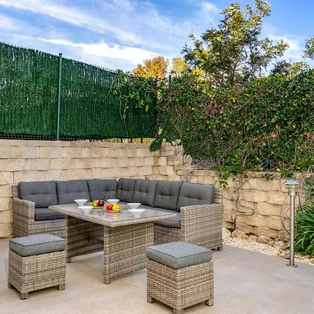 Bil Bil Golf Apartment *